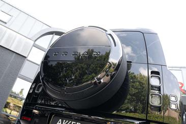 Land Rover Defender 110 P400e — photo 24