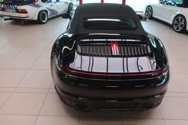 Porsche 911 Cabriolet Carrera — photo 14