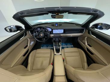 Porsche 911 Cabriolet Carrera 4S — photo 14