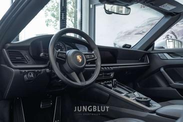 Porsche 911 Cabriolet Carrera — photo 6