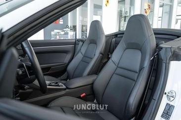 Porsche 911 Cabriolet Carrera — photo 14