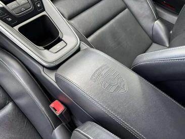 Porsche 911 Cabriolet Carrera S — photo 25