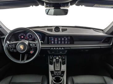 Porsche 911 Cabriolet Carrera — photo 16