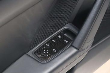 Porsche 911 Cabriolet Carrera S — photo 12