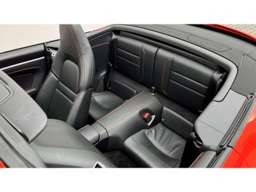 Porsche 911 Cabriolet Carrera S — photo 12