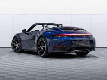 Porsche 911 Cabriolet Carrera — photo 18