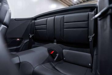 Porsche 911 Cabriolet Carrera — photo 27