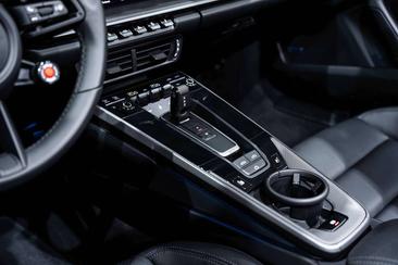 Porsche 911 Cabriolet Carrera — photo 45