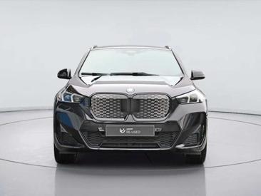 BMW IX1 EDrive20 — photo 2