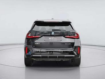 BMW IX1 EDrive20 — photo 4