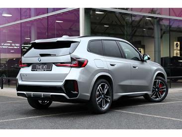 BMW IX1 EDrive20 — photo 2