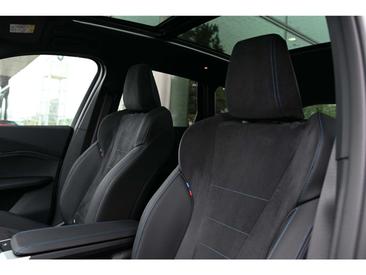 BMW IX1 EDrive20 — photo 4