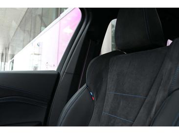 BMW IX1 EDrive20 — photo 10