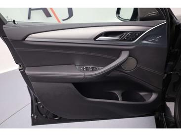 BMW X4 M Coupé SUV Competition — photo 10