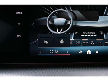 BMW IX1 EDrive20 — photo 22