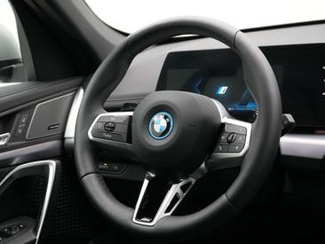 BMW X1 XDrive25e — photo 2