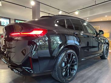 BMW X4 XDrive20d — photo 18