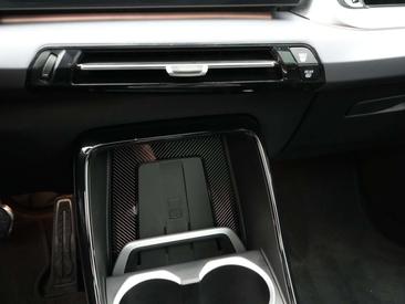 BMW X1 XDrive25e — photo 19