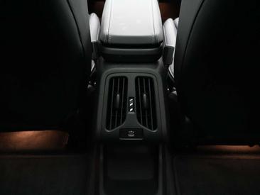 BMW X1 XDrive25e — photo 25