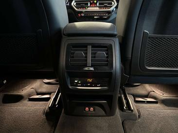 BMW X4 XDrive20d — photo 33