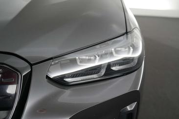 BMW iX3 — photo 18