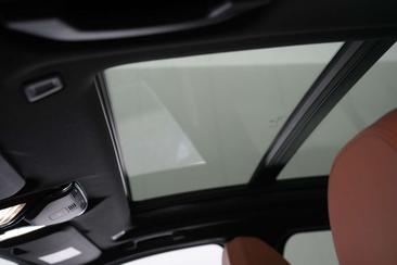 BMW iX3 — photo 27