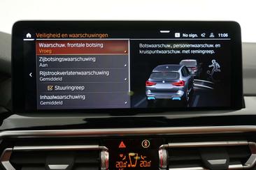 BMW iX3 — photo 34