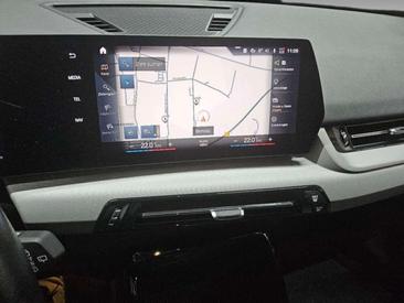 BMW IX1 XDrive30 — photo 8