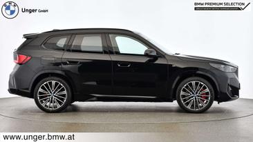BMW IX1 XDrive30 — photo 9
