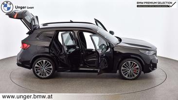 BMW IX1 XDrive30 — photo 25