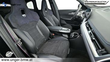 BMW IX1 XDrive30 — photo 43