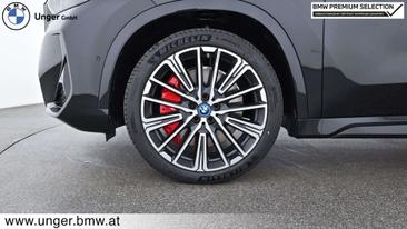 BMW IX1 XDrive30 — photo 46