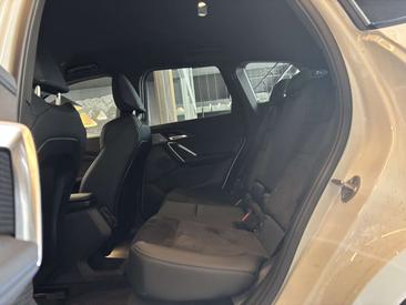 BMW IX1 EDrive20 — photo 14