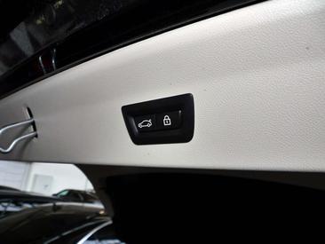 BMW X4 XDrive20d — photo 12