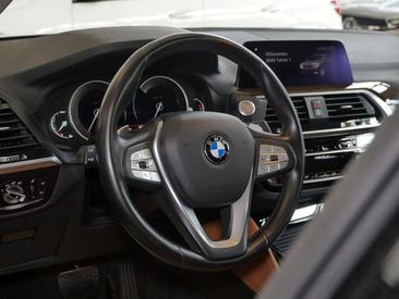 BMW X4 XDrive20d — photo 13