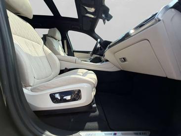 BMW X5 XDrive40i — photo 29