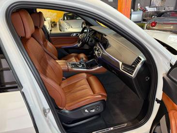BMW X5 XDrive40d — photo 17