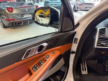 BMW X5 XDrive40d — photo 27