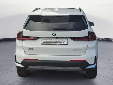 BMW X1 SDrive20i — photo 4