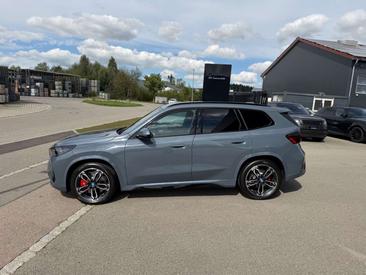 BMW IX1 EDrive20 — photo 5