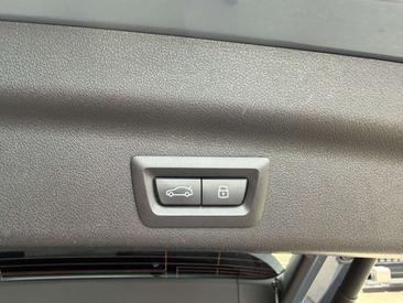 BMW IX1 EDrive20 — photo 23