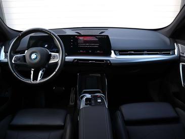 BMW IX1 XDrive30 — photo 21