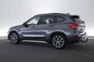 BMW X1 XDrive25e — photo 10