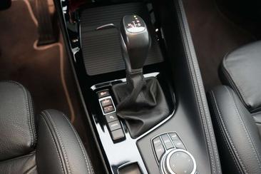 BMW X1 XDrive25e — photo 16