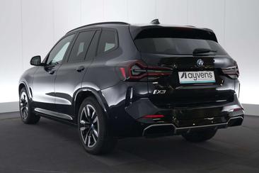 BMW iX3 — photo 4