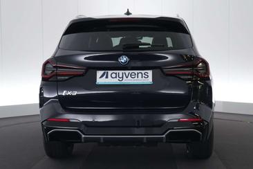 BMW iX3 — photo 6