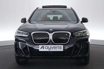 BMW iX3 — photo 12