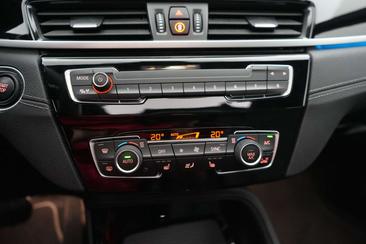 BMW X1 XDrive25e — photo 30