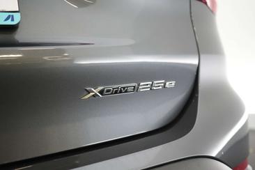 BMW X1 XDrive25e — photo 35