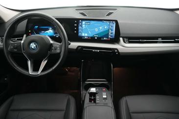 BMW IX1 XDrive30 — photo 15